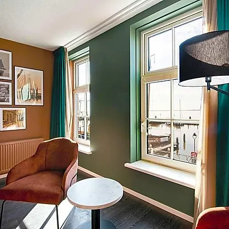 Old Dutch Hotel