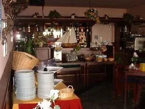 Old Dutch Hotel