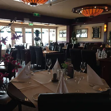 Old Dutch Hotel 3*